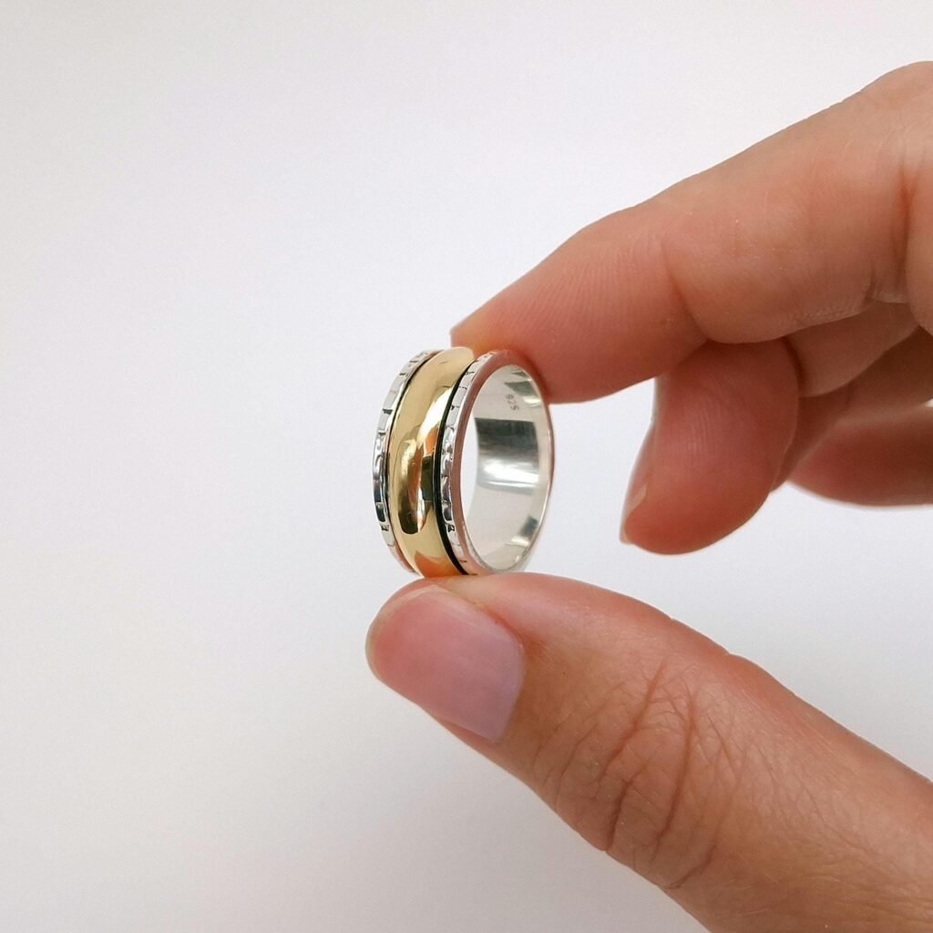 Bicolor Spinner Ring mit breitem Goldband, 925 Silber und Messing