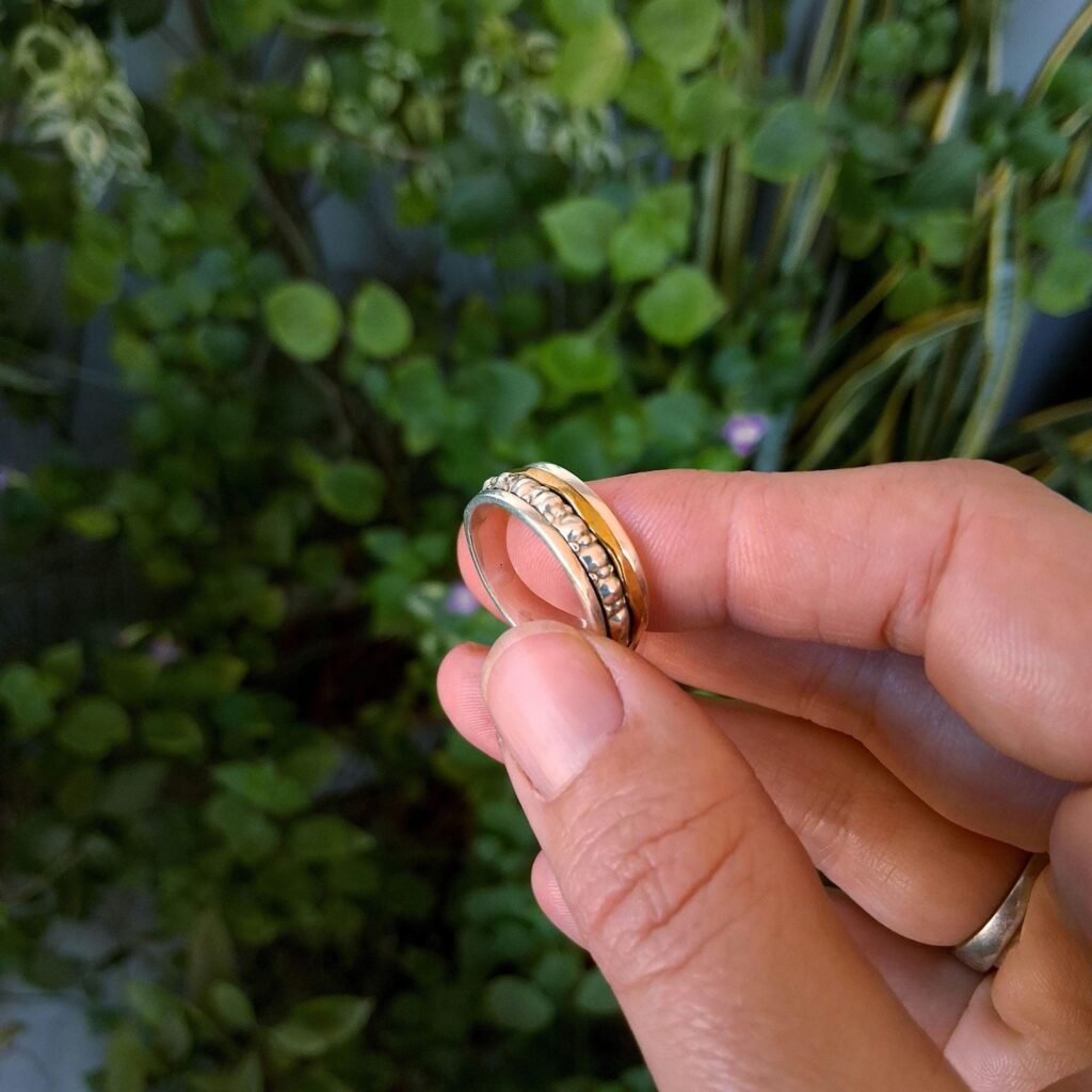 Eleganter Bicolor Spinner Ring, 925 Silber und Messing
