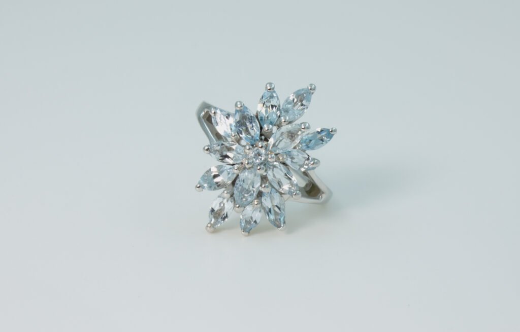 Aquamarin Designerring Blüte, 925 Silber